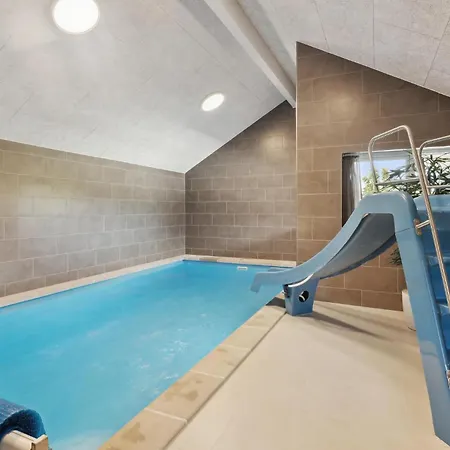 Σπίτι διακοπών Stunning In With Sauna Romo