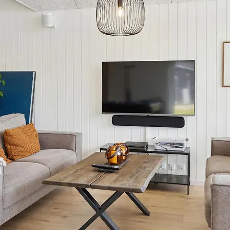 Stunning In With Sauna * Romo