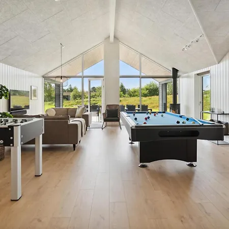 Σπίτι διακοπών Stunning In With Sauna *